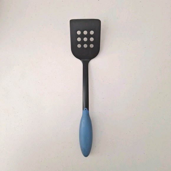 Michael Graves Spatula 9 Circle Holes Blue Silicone Handle - Picture 1 of 10